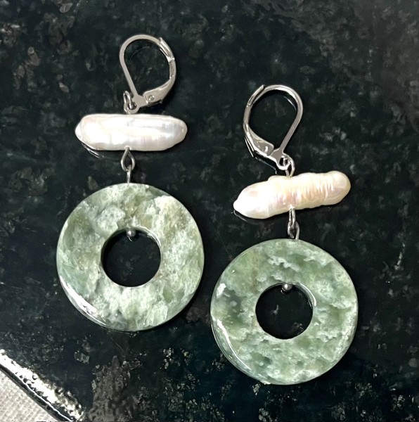 Edelserpentinohrringe