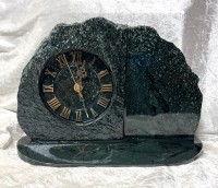 Edelserpentinuhr Edelserpentinuhr