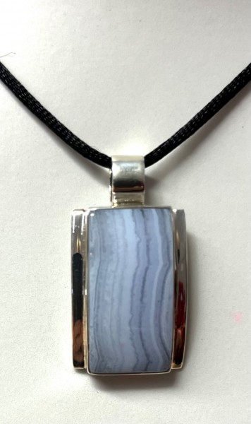 Chalcedonanhänger