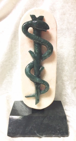 Ärztezeichen Edelserpentin
