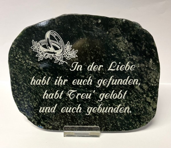 Edelserpentintafel mit Gravur