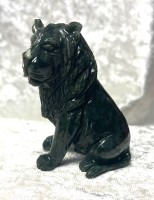 Löwe aus Edelserpentin Löwe aus Edelserpentin