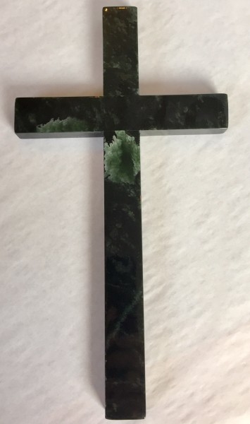 Kreuz aus Edelserpentin