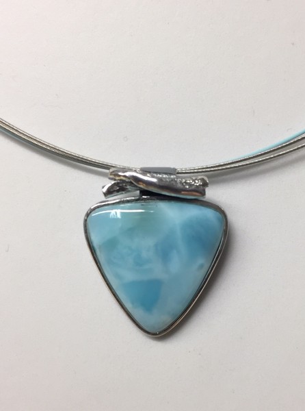 Anhänger Larimar mit Edelstahlreifen