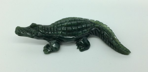 Krokodil aus Edelserpentin