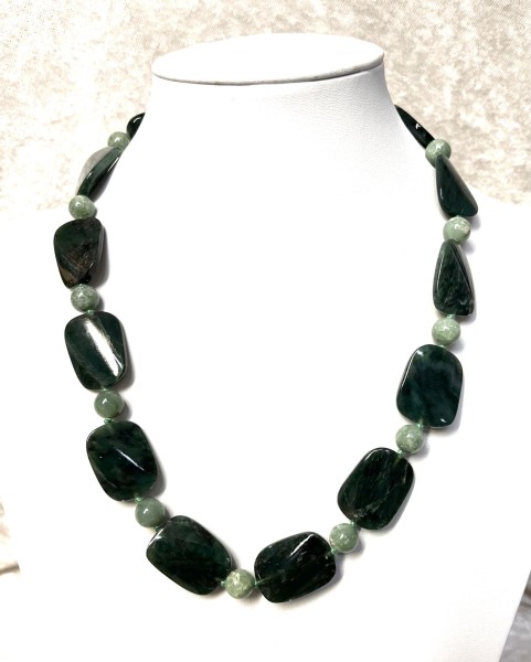 Edelserpentinkette