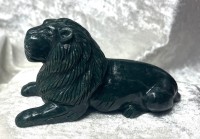 Löwe aus Edelserpentin Löwe aus Edelserpentin