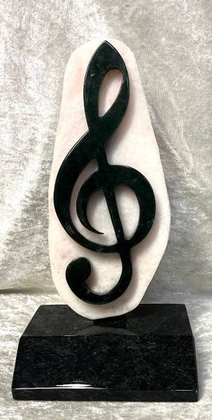 Violinschlüssel aus Edelserpentin